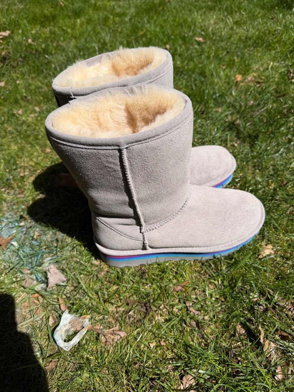 Cozy Women's Short Winter Boots in Light Gray with Shearling Lining